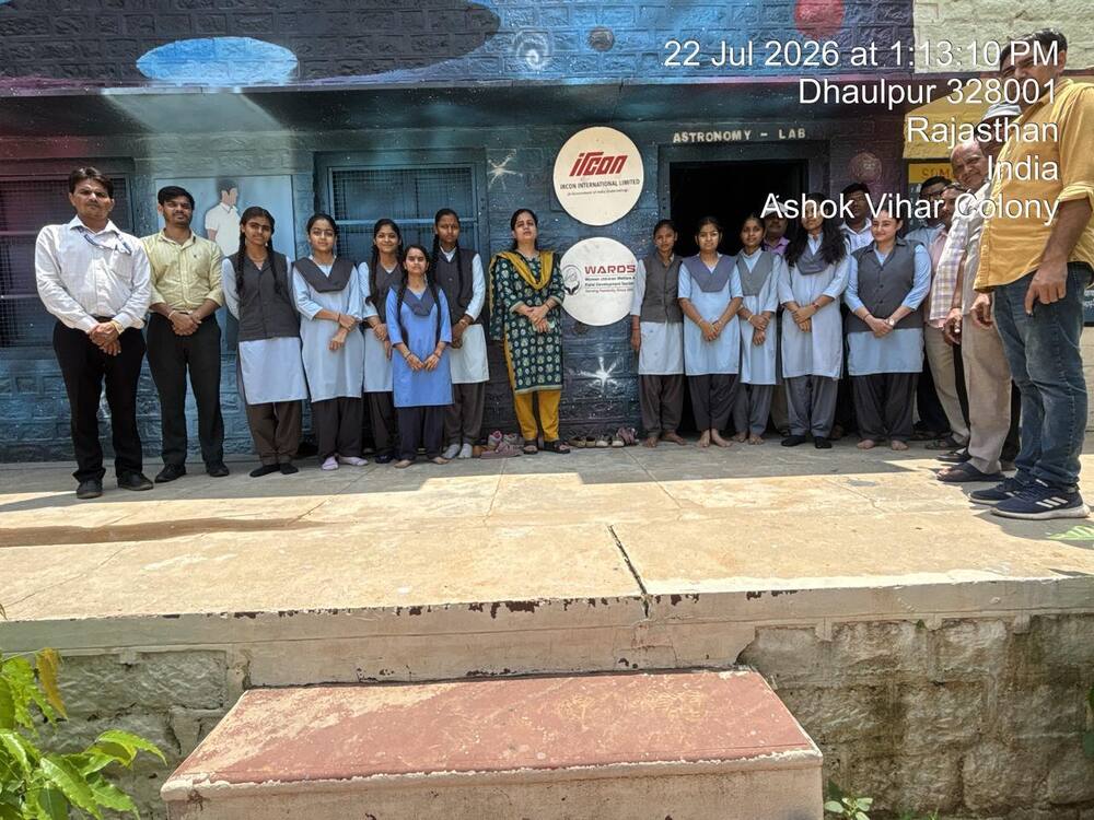 Students and staff at the IRCON-WARDS Astronomy Lab entrance, Dhaulpur