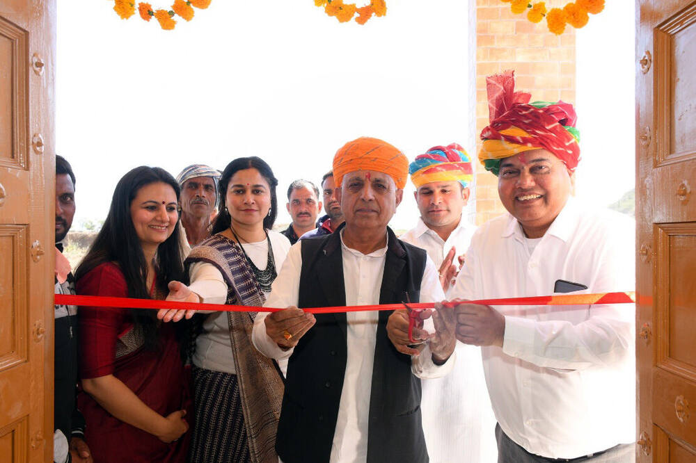 Ribbon-cutting ceremony at the Skill Development Centre doorway, Ralawata